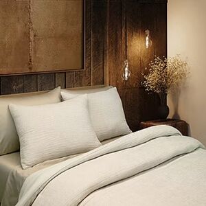 BRAND NEW $200 Indigo Road Cream 3-Piece Comforter Set – Full/Queen